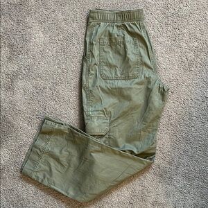 Abercrombie & Fitch Women’s Size 28 Low Rise Loose Cargo Pant
